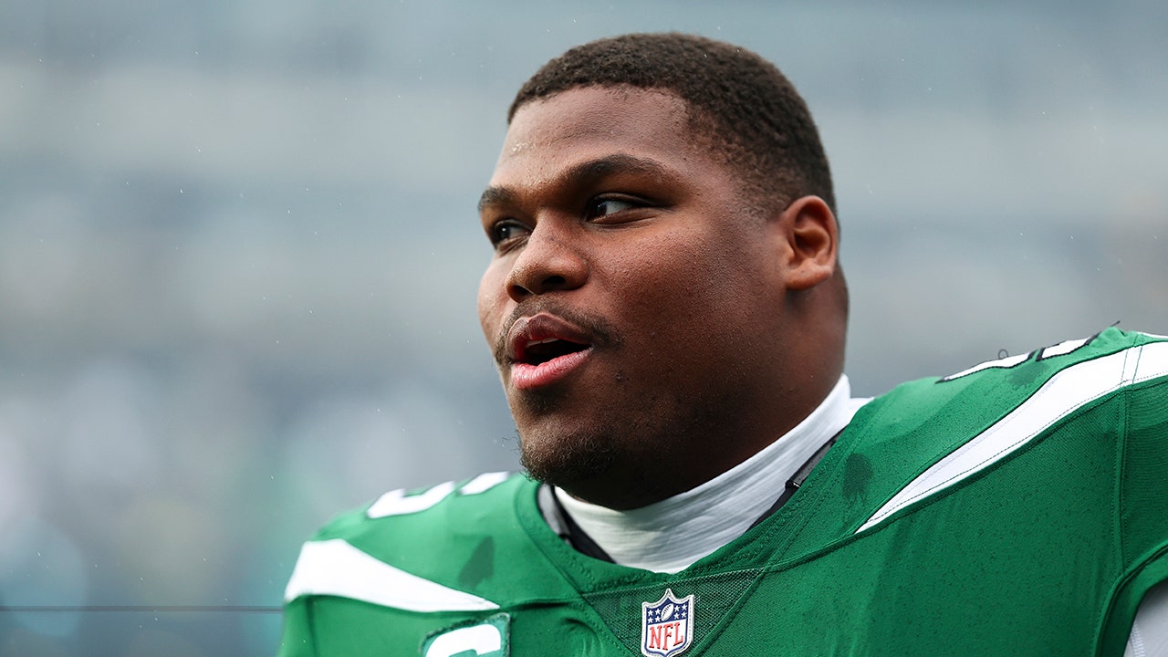 Jets’ Quinnen Williams says he’s not ‘dirty player’ after hit led to Texans rookie CJ Stroud’s early exit