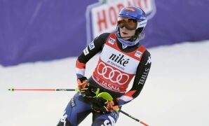 American Olympic gold medalist Mikaela Shiffrin hospitalized after scary crash in skiing World Cup