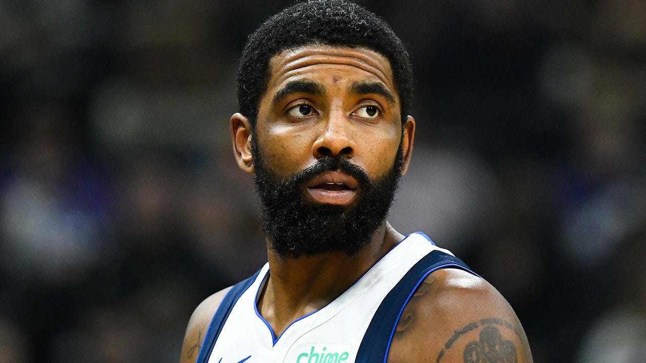 Kyrie Irving’s complaint about ‘I’m a Jew and I’m proud’ signs led to them getting put away, rabbi claims