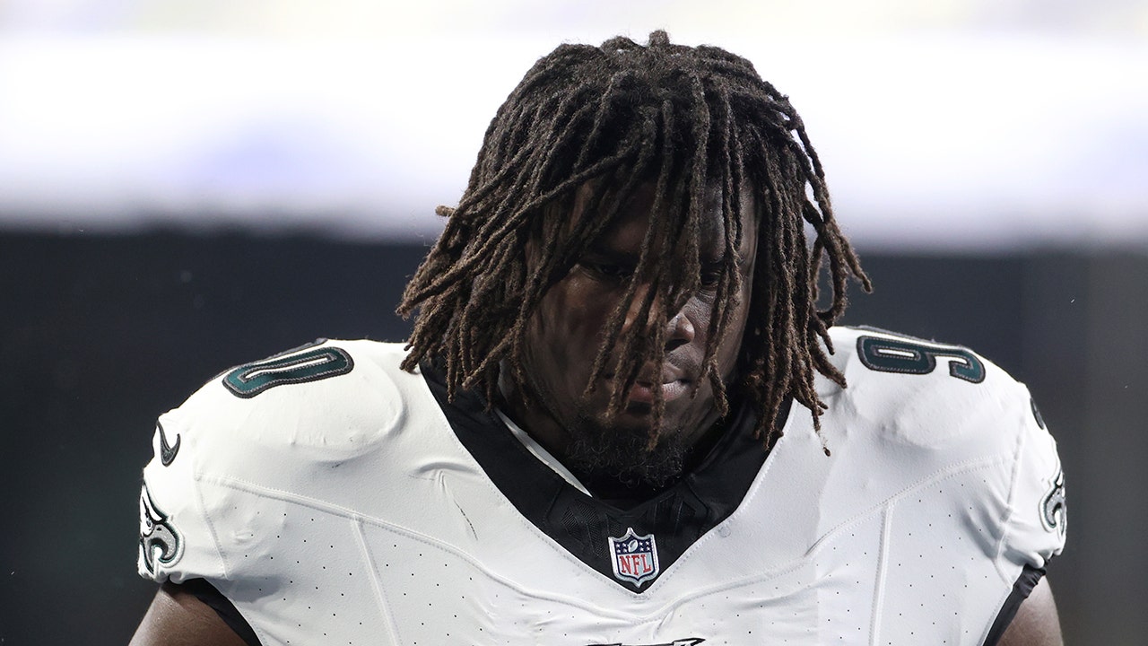 NFL analyst Brian Baldinger rips Eagles’ Jordan Davis for being ‘out of shape’: ‘It shows’
