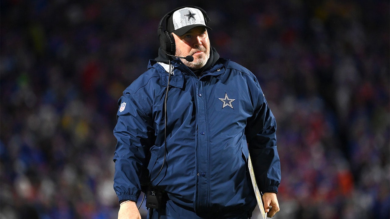 NFL great Howie Long understands why Cowboys stuck with Mike McCarthy over Bill Belichick, but ‘this is it’