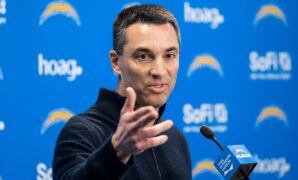 Raiders expected to hire former Chargers GM Tom Telesco in same role: reports