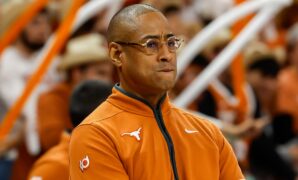 Texas coach Rodney Terry shouts at UCF players over ‘horns down’ gesture: ‘Don’t do that s—‘