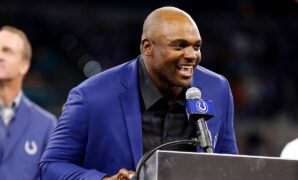 2024 Class of Pro Football Hall of Fame revealed: Dwight Freeney, Devin Hester headline star-studded group