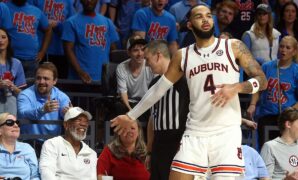 Auburn's Johni Broome has run-in with Morgan Freeman during Ole Miss game, apologizes to actor