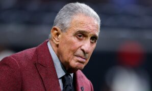 Falcons owner Arthur Blank denies suggestion Bill Belichick demanded full control of football operations