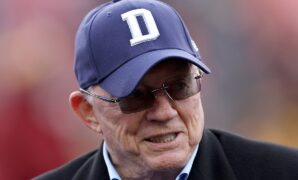 Jerry Jones was 'not really supporting' Mike McCarthy while raving about Bill Belichick, Eagles legend says