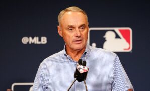 MLB Commissioner Rob Manfred announces his tenure will end after current contract expires