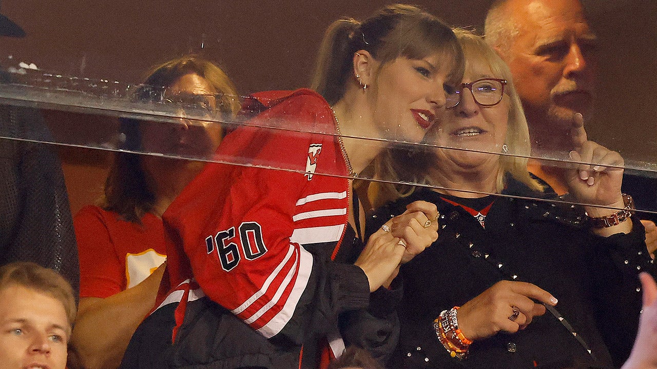 NFL's Roger Goodell embracing Taylor Swift-Travis Kelce relationship: 'They seem very happy'