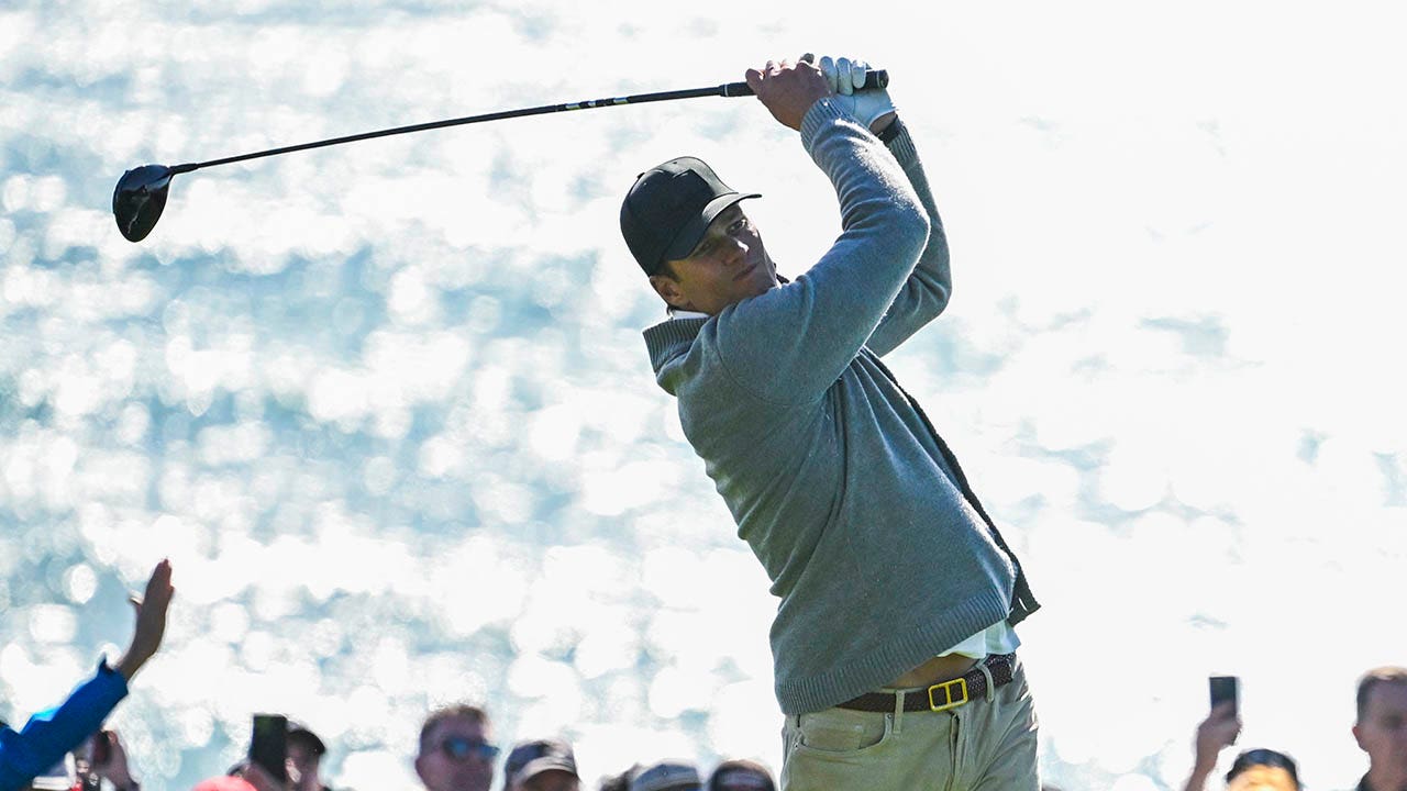 Tom Brady proves he's human with nightmare tee shot at Pebble Beach Pro-Am