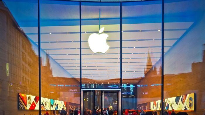 Apple store down ahead of iphone 16 pre orders