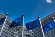 Microsoft charged eu antitrust teams
