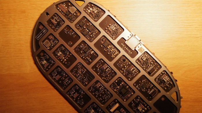 A rare airpower wireless charger prototype has appeared online and this one actually works