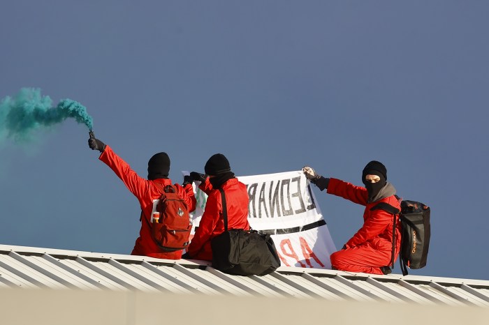 Edinburgh apple store vandalized as protest moves through city