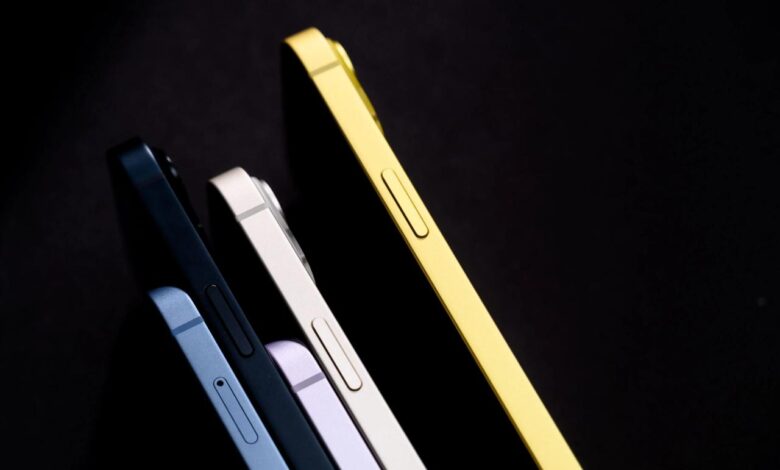 Apple finally ditches classic stickers in the iphone 16 box