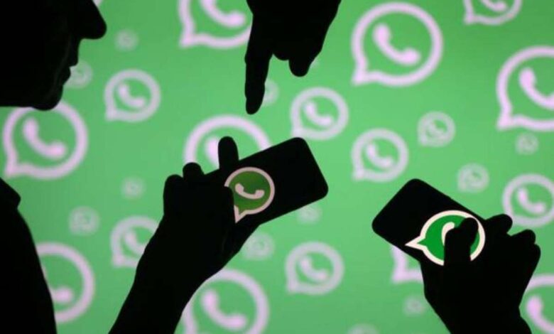 With 50 million whatsapp users now rocking iphone can we stop talking about green bubbles