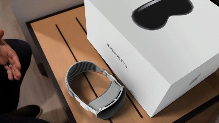 Apple vision pros box has been revealed and its absolutely enormous