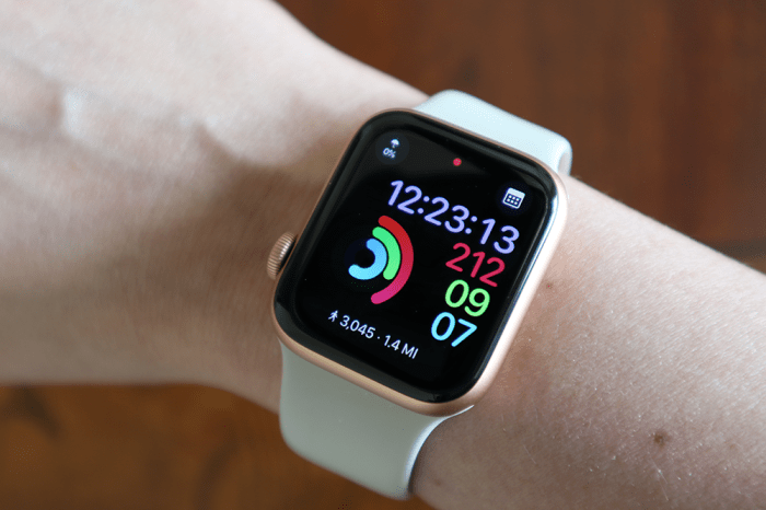 This iphone and apple watch app teaches you a cool new fact every day