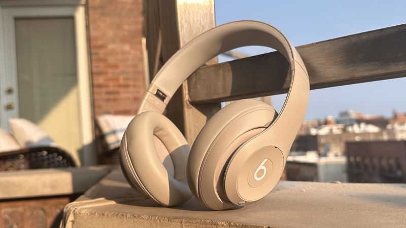 Kim kardashian beats are back with a limited edition version of beats studio pro