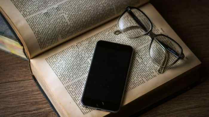 Will smart glasses replace smartphones